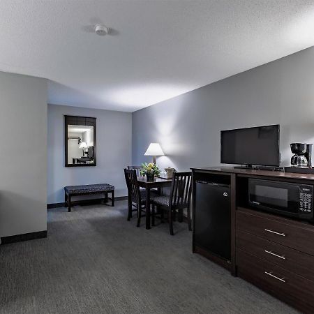 Mt. Madison Inn & Suites Gorham Exterior photo
